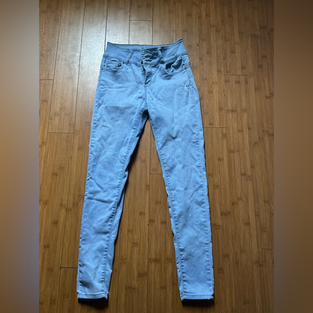 Women's Light Blue Jeans